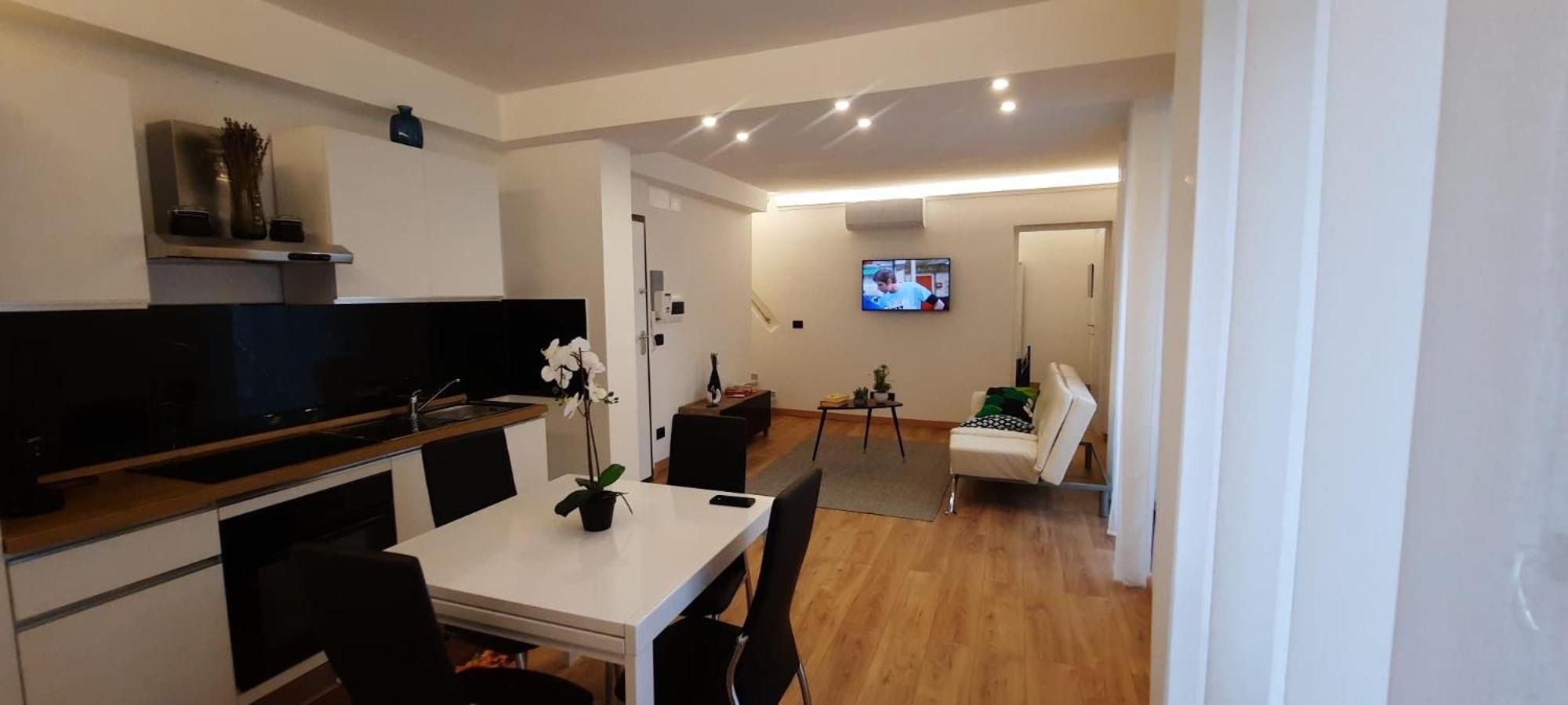 Il Girasole Apartment *